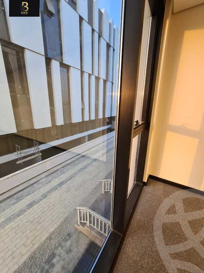 https://aqarmap.com.eg/ar/listing/6008784-for-rent-cairo-new-cairo-compounds-hyde-park-centre-ville-hyde-park