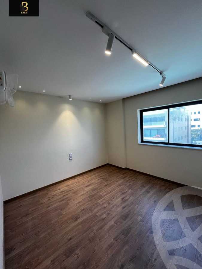 https://aqarmap.com.eg/en/listing/6009362-for-rent-cairo-new-cairo-compounds-lakeview-residence