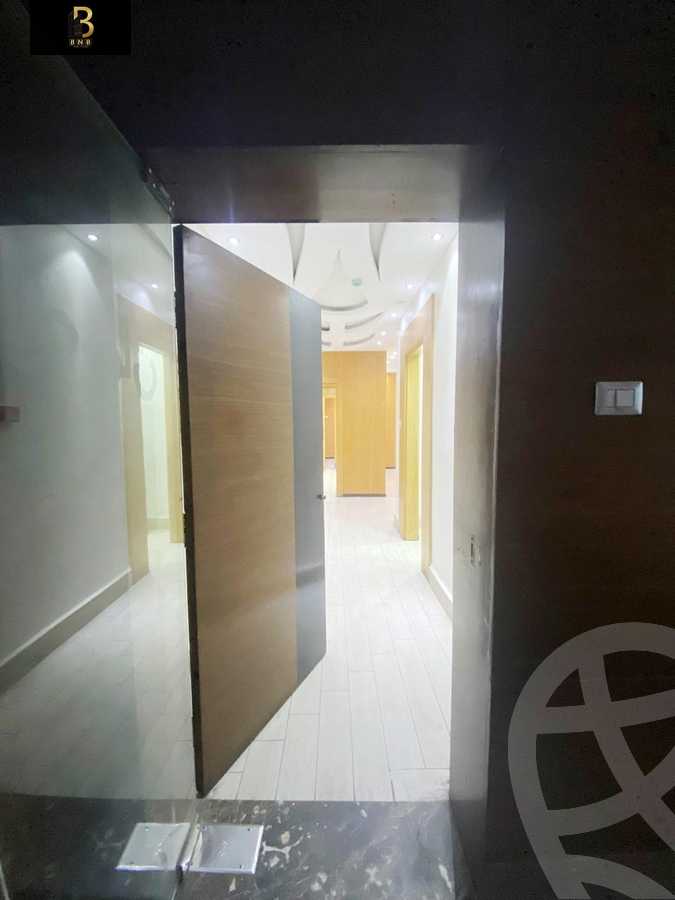 https://aqarmap.com.eg/ar/listing/6017912-for-rent-cairo-new-cairo-90th-street-south-teseen-st
