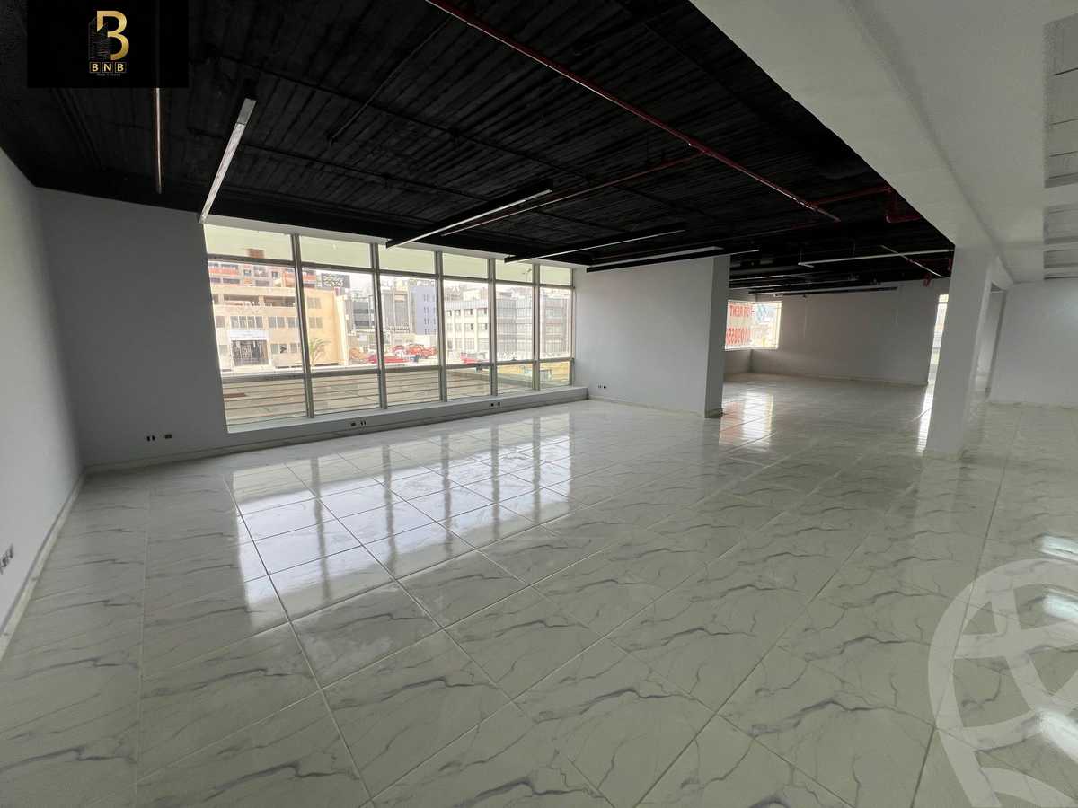 https://aqarmap.com.eg/en/listing/6028682-for-rent-cairo-new-cairo-90th-street-south-teseen-st