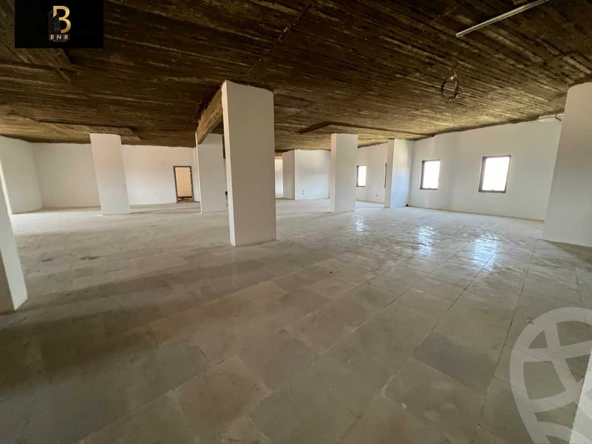 https://aqarmap.com.eg/en/listing/6034063-for-rent-cairo-new-cairo-compounds-rock-gold-mall-el-batal