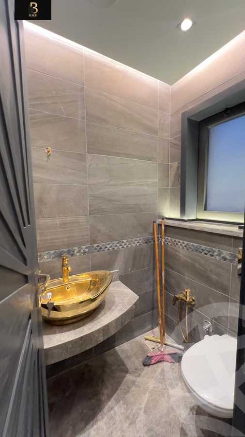 https://aqarmap.com.eg/en/listing/6066068-for-rent-cairo-new-cairo-compounds-lakeview-residence