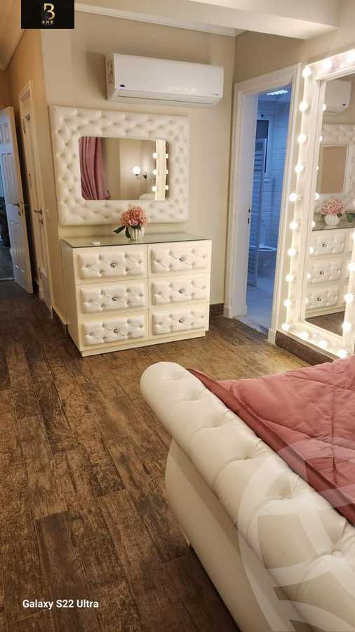 https://aqarmap.com.eg/ar/listing/6107153-for-rent-cairo-new-cairo-compounds-mountain-view-hyde-park