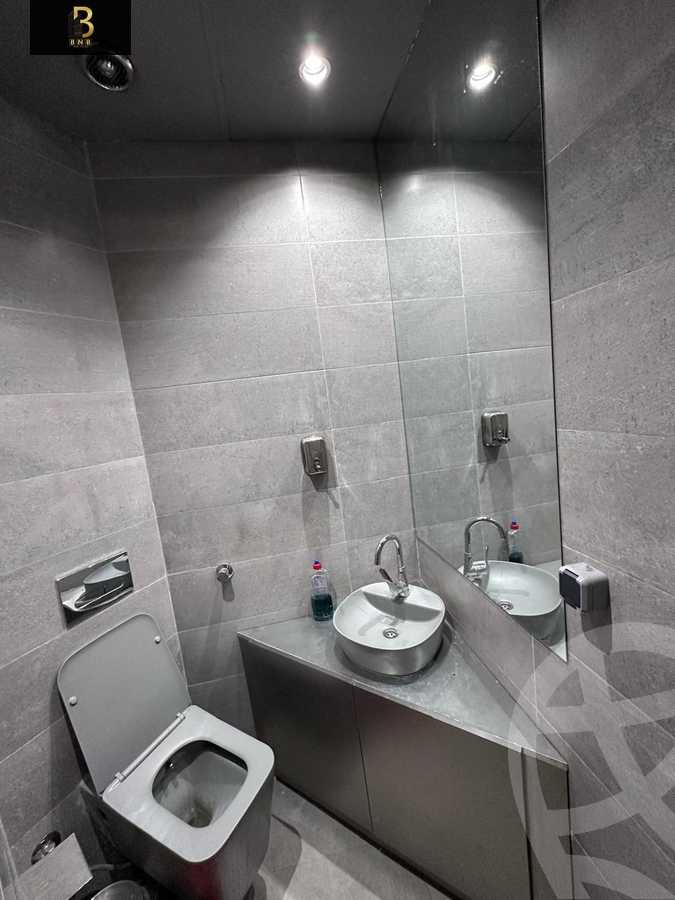https://aqarmap.com.eg/ar/listing/6118867-for-rent-cairo-new-cairo-compounds-mivida-mivida-business-park-emaar