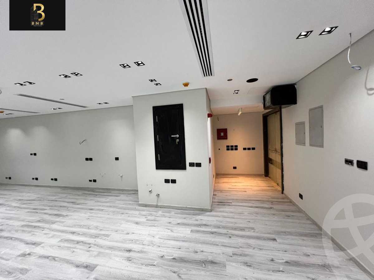 https://aqarmap.com.eg/en/listing/6129892-for-rent-cairo-new-cairo-compounds-hyde-park-business-district