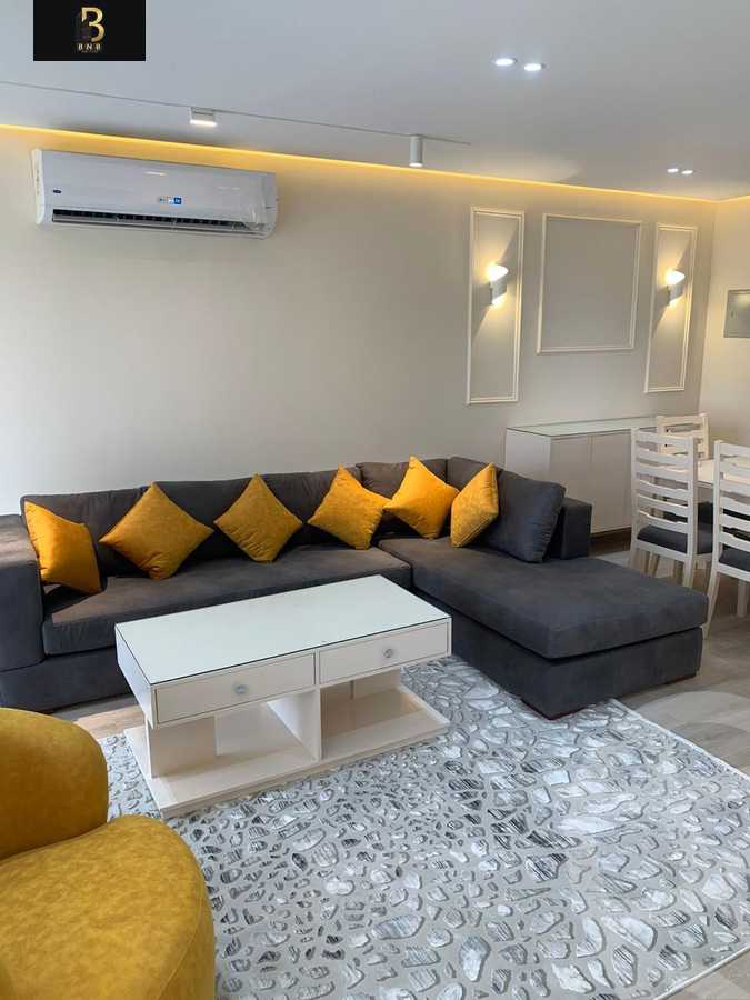 https://aqarmap.com.eg/ar/listing/6165655-for-rent-cairo-new-cairo-compounds-mountain-view-hyde-park