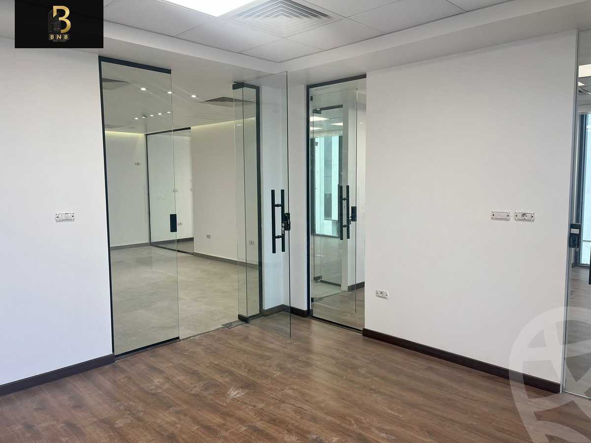 https://aqarmap.com.eg/ar/listing/6166347-for-rent-cairo-new-cairo-compounds-hyde-park-centre-ville-hyde-park