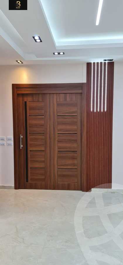 https://aqarmap.com.eg/en/listing/6206050-for-rent-cairo-new-cairo-compounds-lakeview-residence