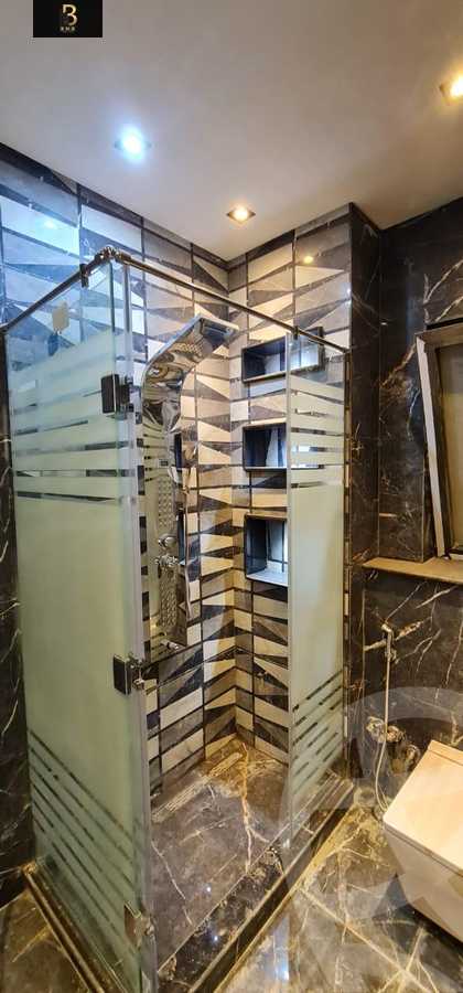 https://aqarmap.com.eg/en/listing/6206050-for-rent-cairo-new-cairo-compounds-lakeview-residence