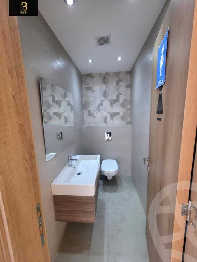 https://aqarmap.com.eg/ar/listing/6235100-for-rent-cairo-new-cairo-shr-mjm-lbnwk