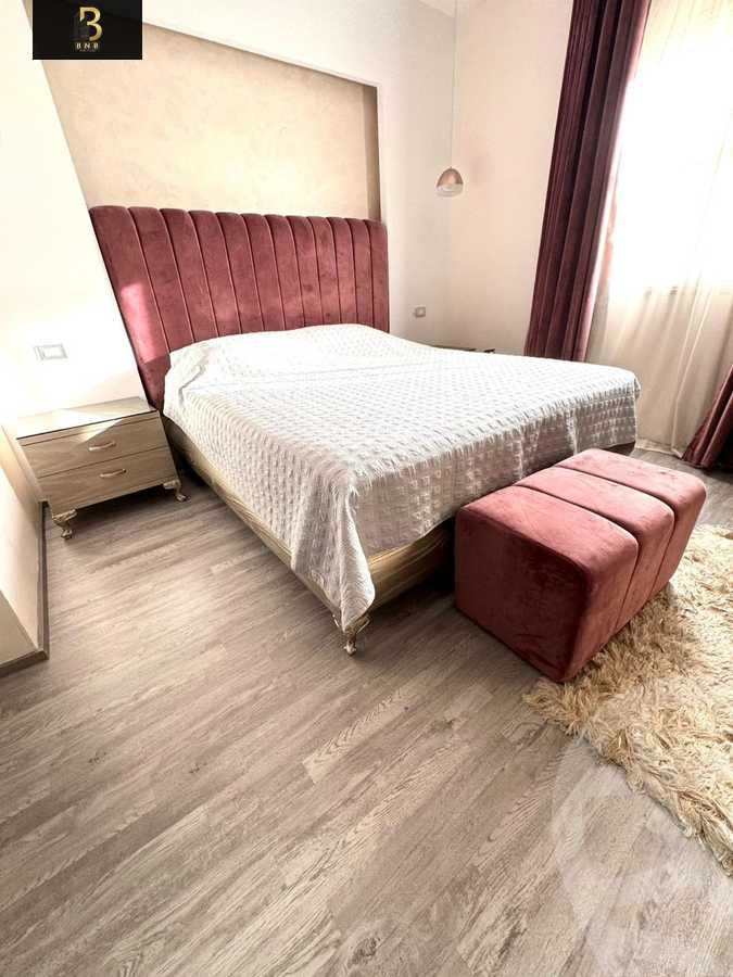 https://aqarmap.com.eg/ar/listing/6253688-for-rent-cairo-new-cairo-compounds-hyde-park-centre-ville-hyde-park