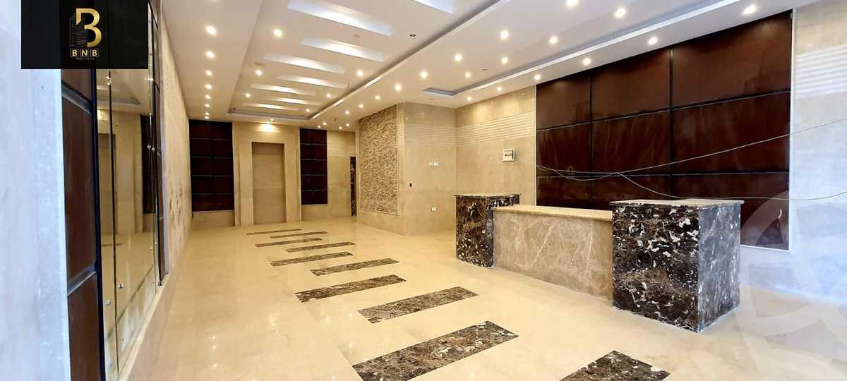 https://aqarmap.com.eg/ar/listing/6254339-for-rent-cairo-new-cairo-compounds-byrl-d-rw