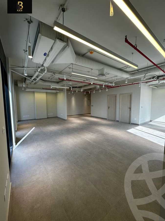 https://aqarmap.com.eg/ar/listing/6265473-for-rent-cairo-new-cairo-compounds-hyde-park-centre-ville-hyde-park