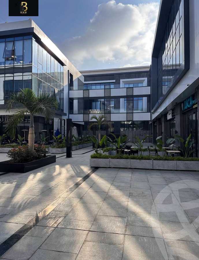 https://aqarmap.com.eg/en/listing/6280518-for-rent-cairo-new-cairo-compounds-jwr-kwmyrshyl-kwmblks-makeplace