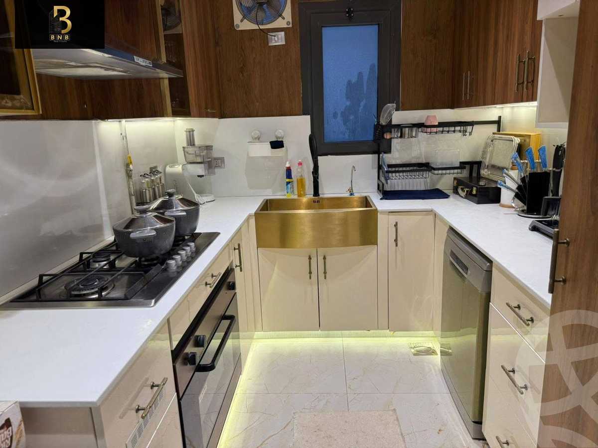 https://aqarmap.com.eg/ar/listing/6285256-for-rent-cairo-new-cairo-compounds-lakeview-residence