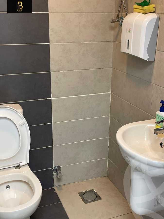 https://aqarmap.com.eg/ar/listing/6312815-for-rent-cairo-new-cairo-compounds-bznys-bls-ktlyst-llttwyr
