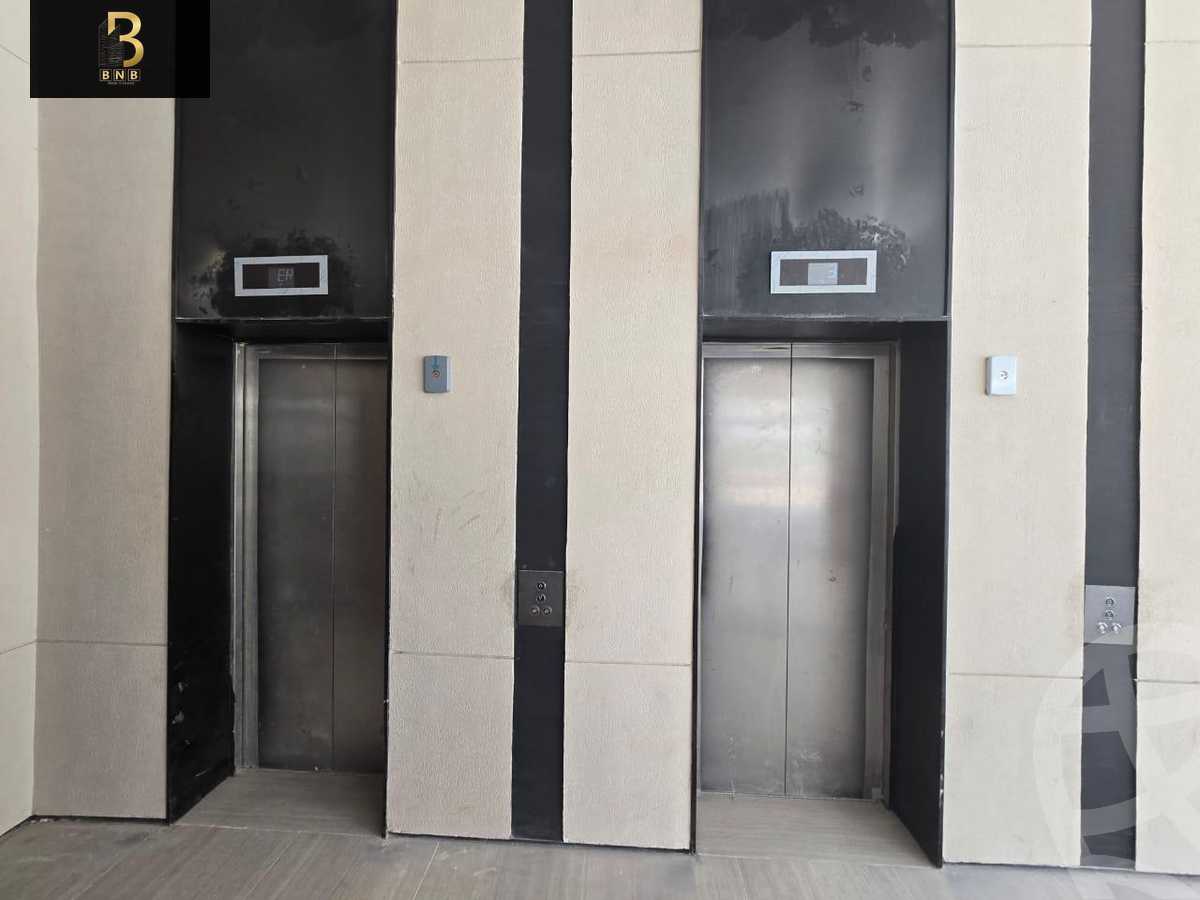 https://aqarmap.com.eg/ar/listing/6313078-for-rent-cairo-new-cairo-compounds-mivida-mivida-business-park-emaar