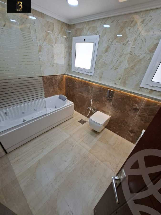https://aqarmap.com.eg/ar/listing/6313626-for-rent-cairo-new-cairo-compounds-hyde-park-centre-ville-hyde-park