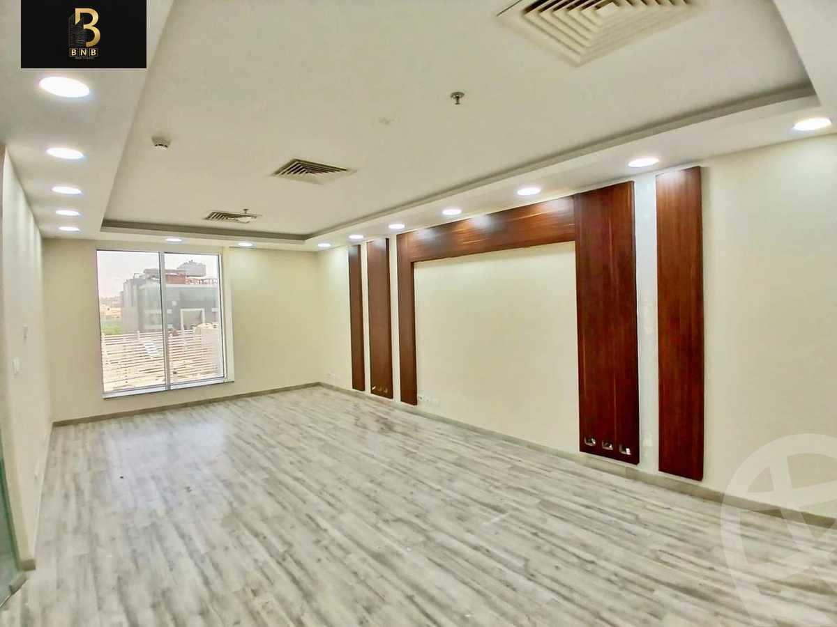 https://aqarmap.com.eg/ar/listing/6325450-for-rent-cairo-new-cairo-compounds-tryfywm-skwyr-mwl-nm-llttwyr