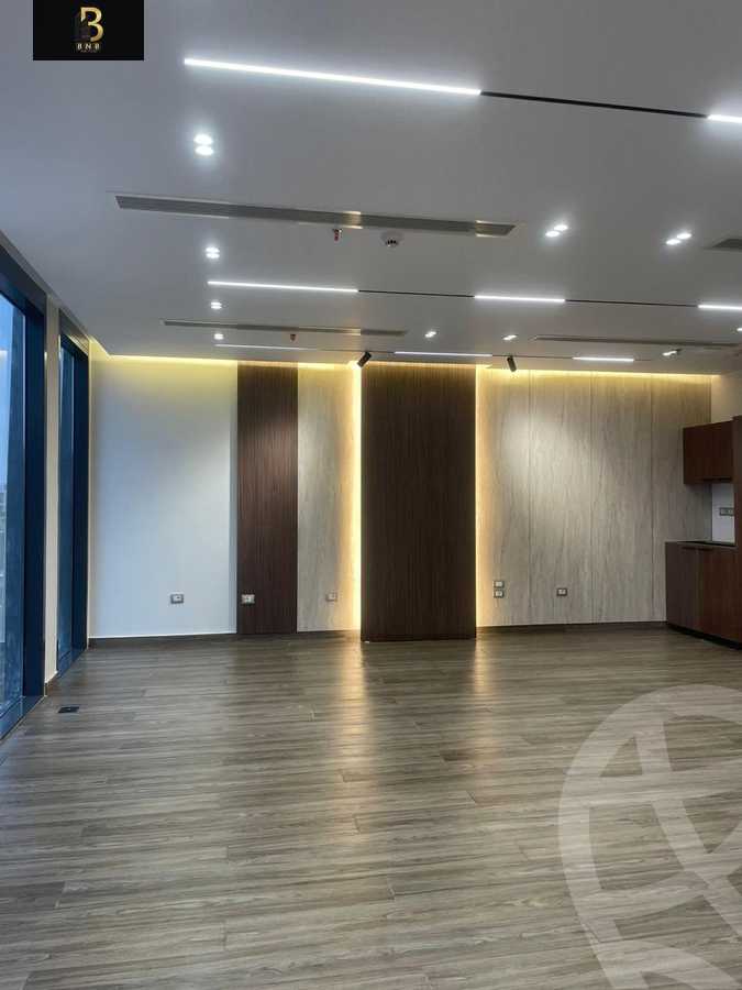 https://aqarmap.com.eg/ar/listing/6328370-for-rent-cairo-new-cairo-compounds-hyde-park-centre-ville-hyde-park