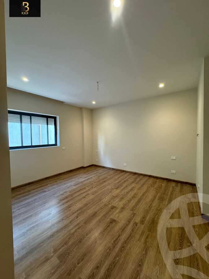 https://aqarmap.com.eg/ar/listing/6335469-for-rent-cairo-new-cairo-compounds-lakeview-residence