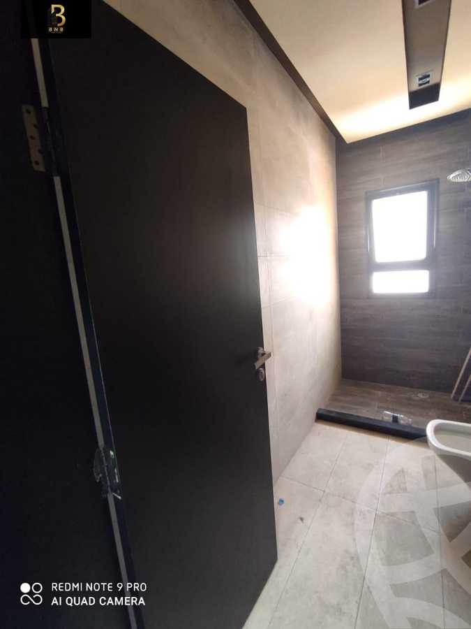 https://aqarmap.com.eg/ar/listing/6339694-for-rent-cairo-new-cairo-compounds-mivida-mivida-parcel