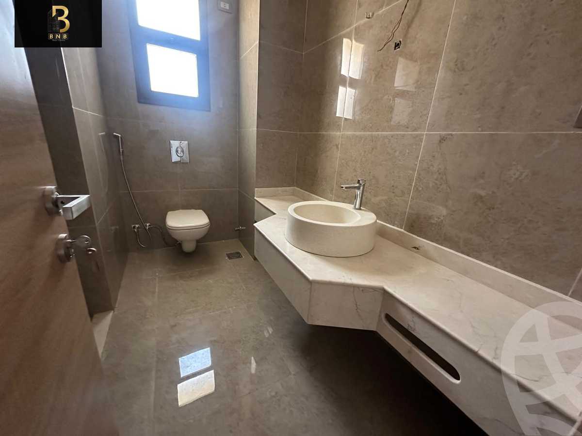 https://aqarmap.com.eg/ar/listing/6359919-for-rent-cairo-new-cairo-compounds-mivida-mivida-parcel