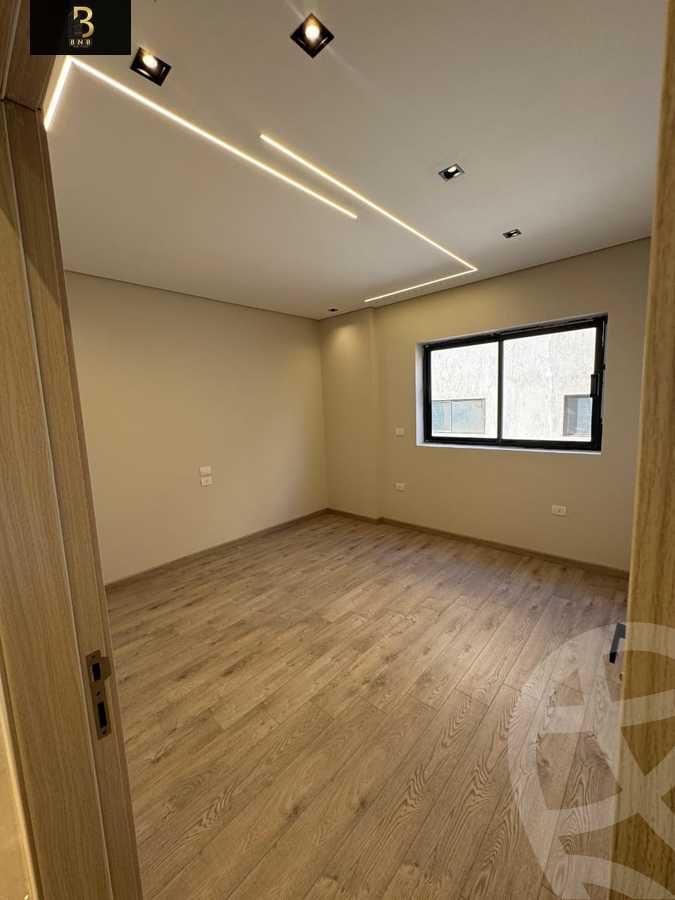 https://aqarmap.com.eg/ar/listing/6363044-for-rent-cairo-new-cairo-compounds-lakeview-residence