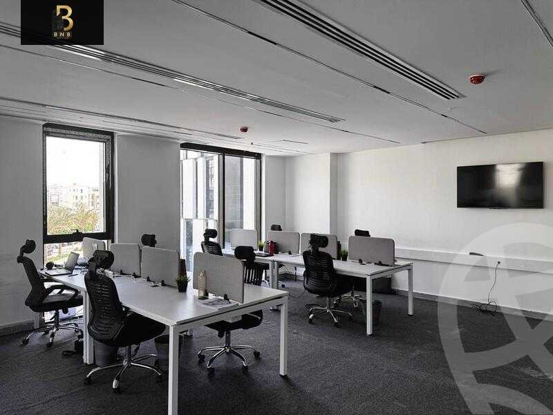 https://aqarmap.com.eg/ar/listing/6374851-for-rent-cairo-new-cairo-compounds-hyde-park-centre-ville-hyde-park