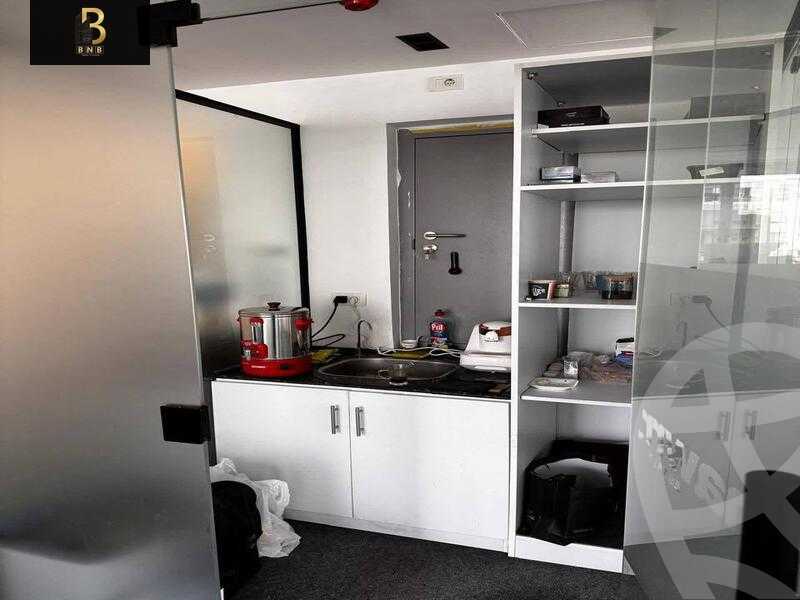 https://aqarmap.com.eg/ar/listing/6374851-for-rent-cairo-new-cairo-compounds-hyde-park-centre-ville-hyde-park