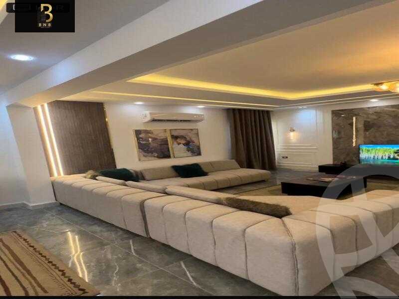 https://aqarmap.com.eg/ar/listing/6376763-for-rent-cairo-new-cairo-compounds-mountain-view-hyde-park