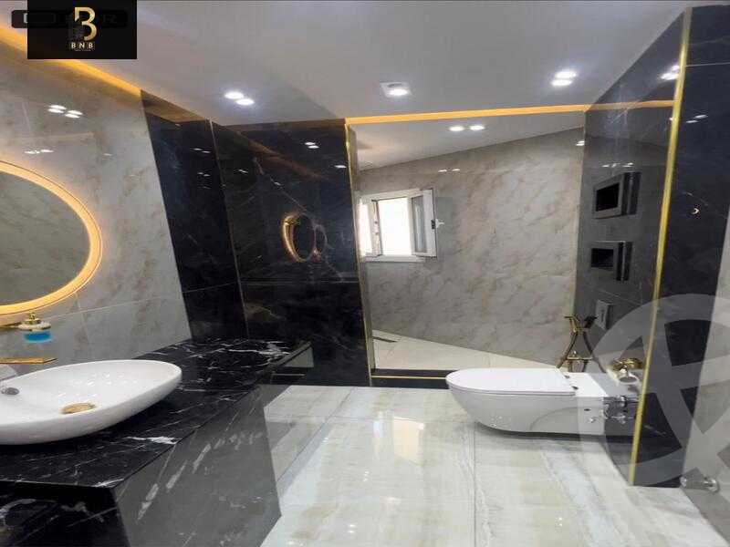 https://aqarmap.com.eg/ar/listing/6376763-for-rent-cairo-new-cairo-compounds-mountain-view-hyde-park