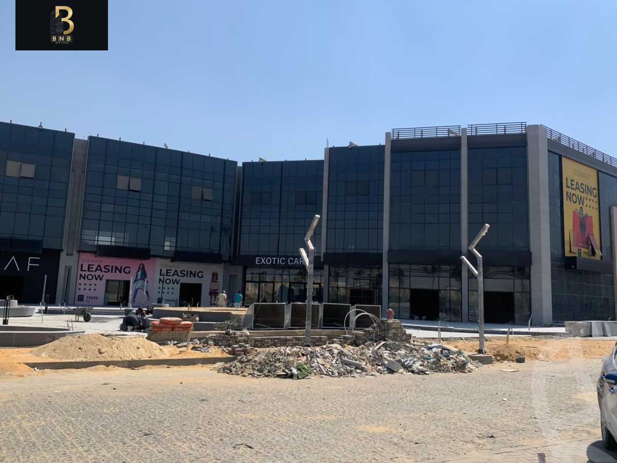 https://aqarmap.com.eg/en/listing/6382405-for-rent-cairo-new-cairo-compounds-jwr-kwmyrshyl-kwmblks-makeplace