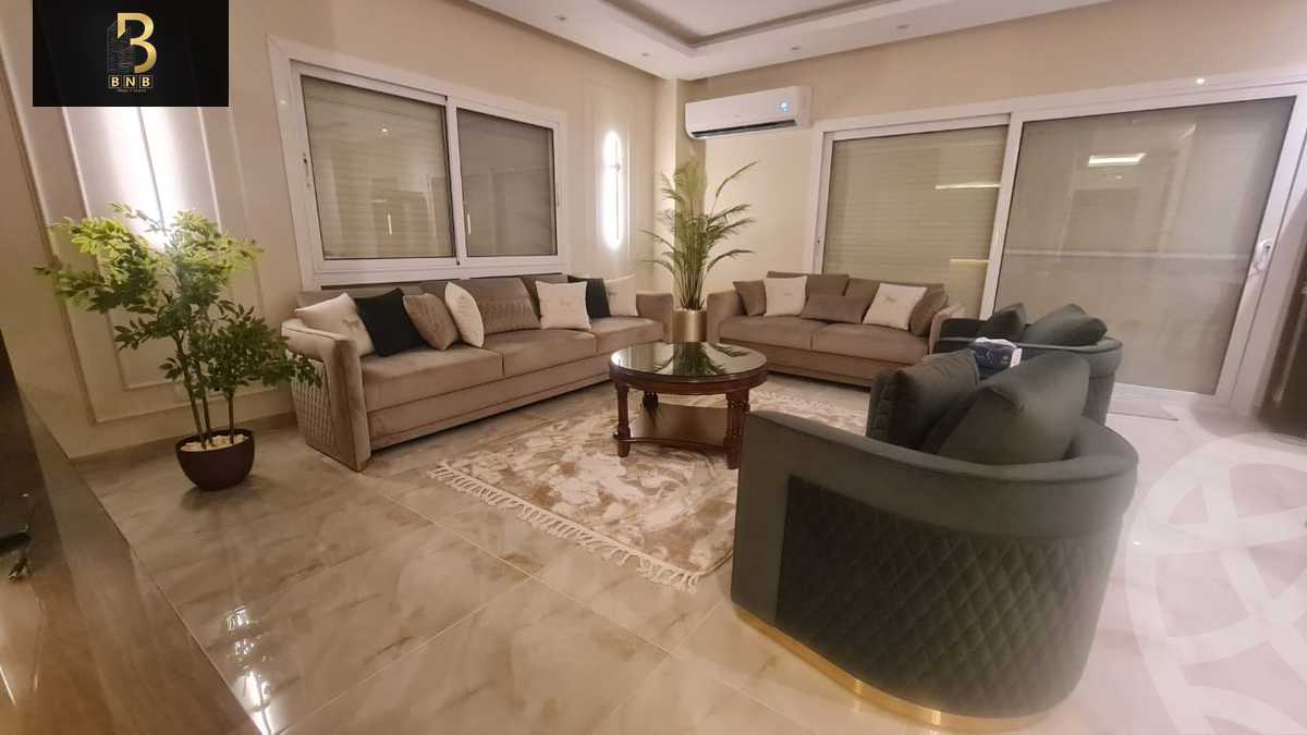 https://aqarmap.com.eg/ar/listing/6382699-for-rent-cairo-new-cairo-compounds-hyde-park-centre-ville-hyde-park