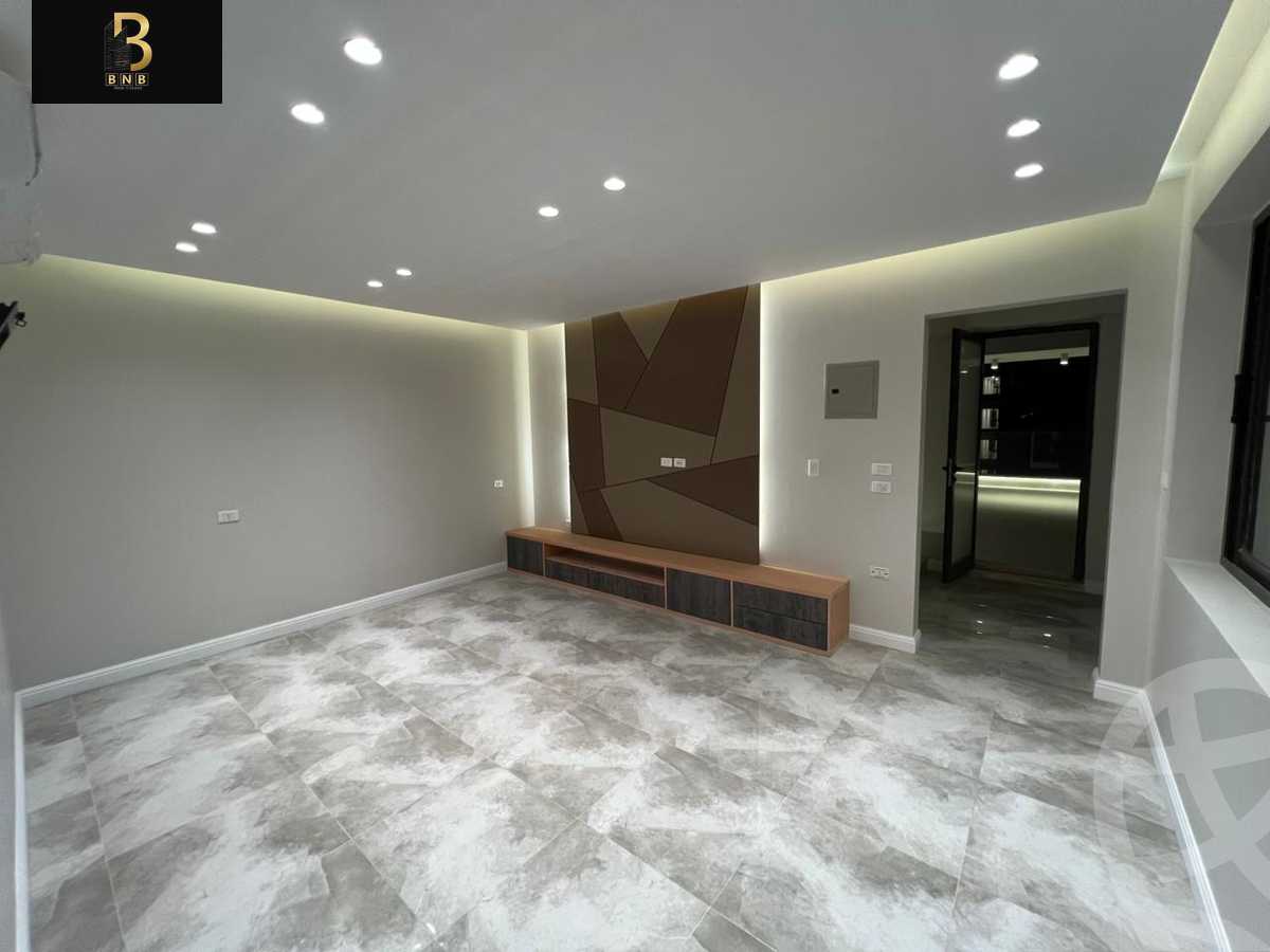 https://aqarmap.com.eg/ar/listing/6382725-for-rent-cairo-new-cairo-compounds-lakeview-residence