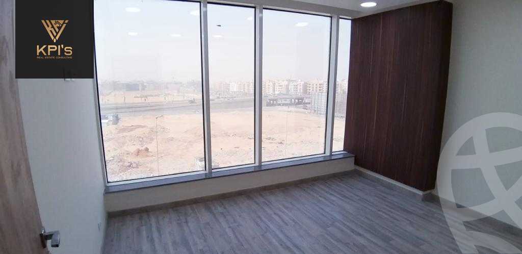 https://aqarmap.com.eg/ar/listing/5052497-for-rent-cairo-new-cairo-compounds-tryfywm-skwyr-mwl-nm-llttwyr