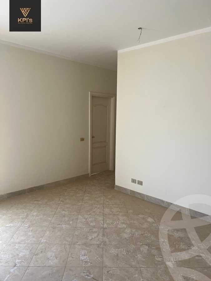 https://aqarmap.com.eg/ar/listing/5107788-for-sale-cairo-new-cairo-compounds-mena-residence