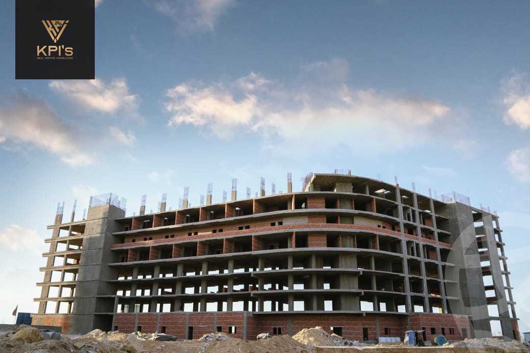 https://aqarmap.com.eg/en/listing/5180670-for-sale-cairo-new-administrative-capital-mu23-tyfny-mwl-bylrz-kwnstrkshn