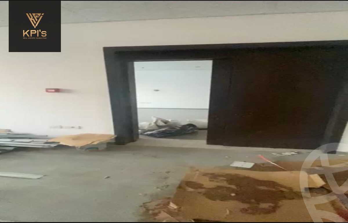 https://aqarmap.com.eg/en/listing/5214576-for-rent-cairo-new-cairo-compounds-hyde-park-centre-ville-hyde-park