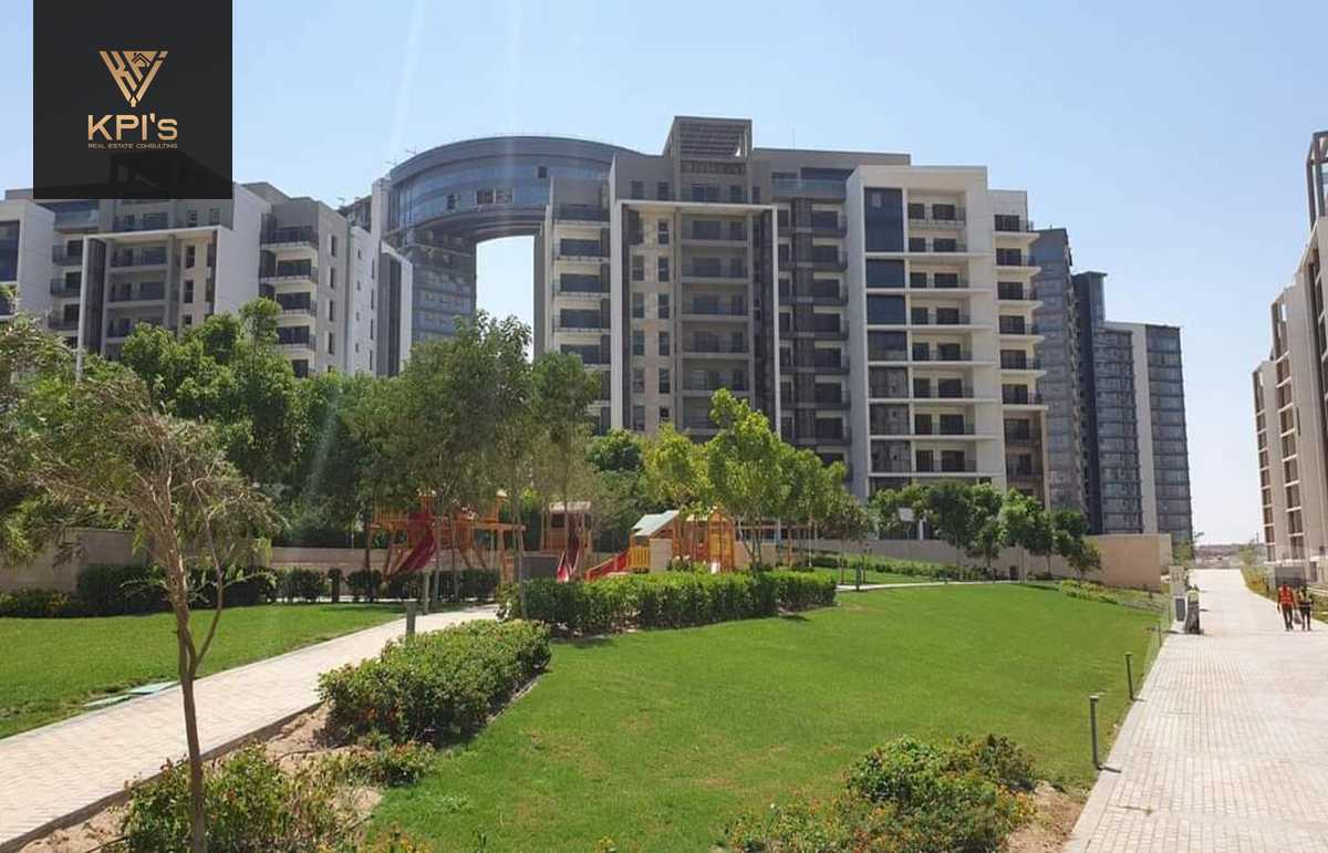 https://aqarmap.com.eg/en/listing/5228107-for-sale-cairo-new-cairo-compounds-zyd-yst