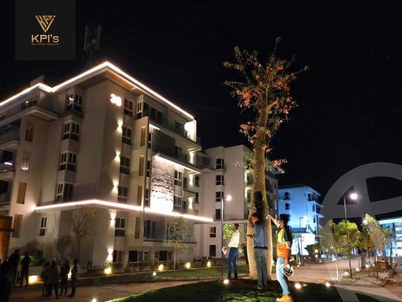 https://aqarmap.com.eg/en/listing/5280752-for-sale-cairo-new-cairo-compounds-mwntn-fyw-y-syty-club-park-mountain-view-icity