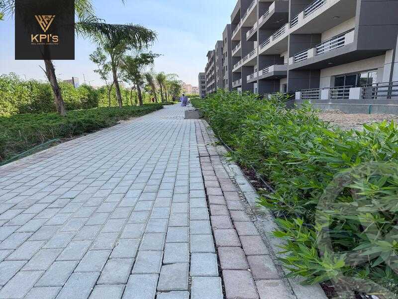 https://aqarmap.com.eg/en/listing/5299022-for-sale-cairo-heliopolis-compounds-stoda-residence-il-cazar