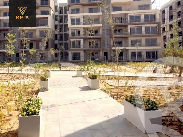 https://aqarmap.com.eg/ar/listing/5287148-for-sale-cairo-new-cairo-compounds-palmet-mall-palm-hills
