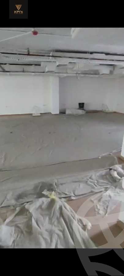 https://aqarmap.com.eg/ar/listing/5301558-for-rent-cairo-new-cairo-90th-street-south-teseen-st