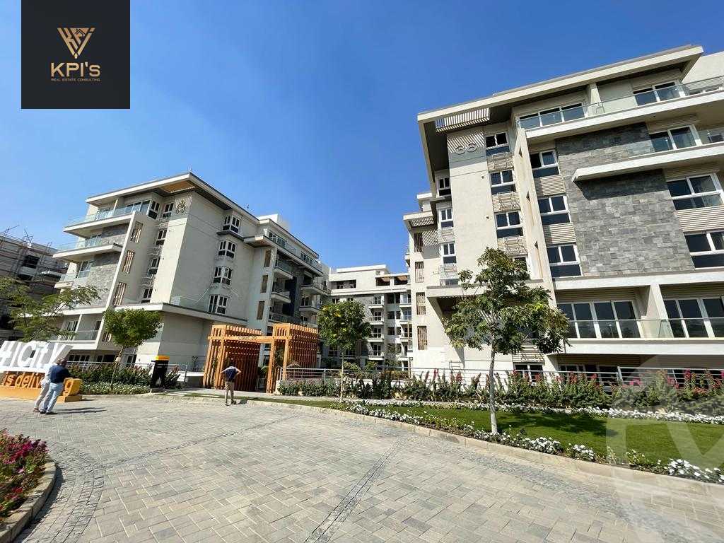 https://aqarmap.com.eg/en/listing/5306121-for-sale-cairo-new-cairo-compounds-mwntn-fyw-y-syty-mountain-park-mountain-view-icity