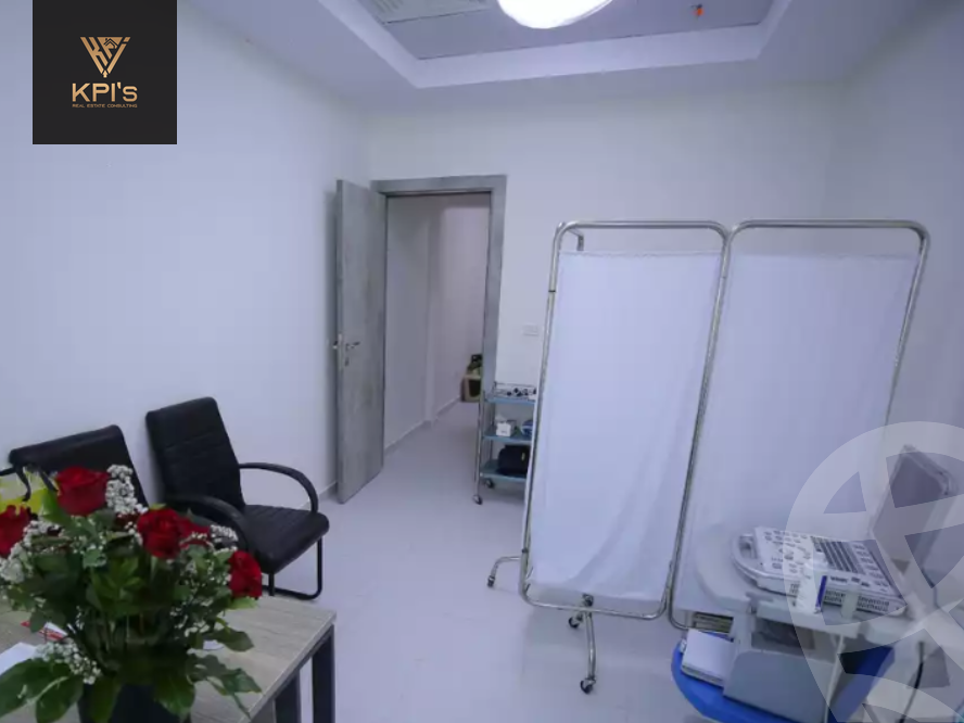 https://aqarmap.com.eg/en/listing/5333670-for-sale-cairo-new-cairo-compounds-wzwn-ltby-ktlyst-llttwyr
