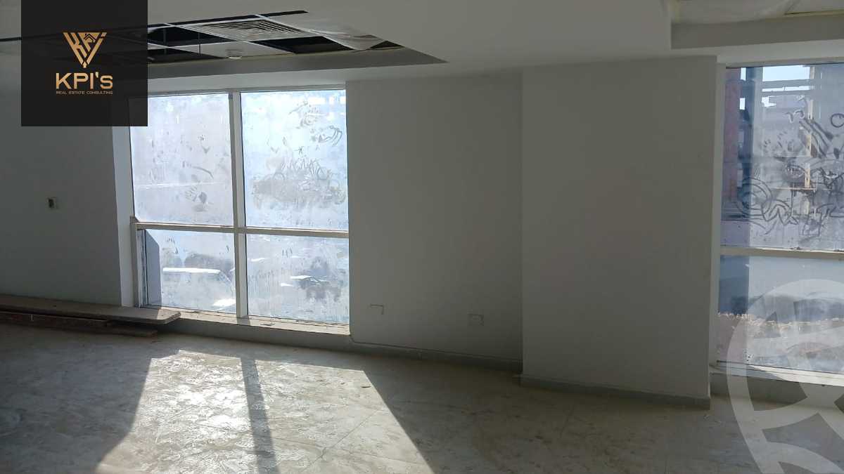 https://aqarmap.com.eg/en/listing/5413614-for-rent-cairo-new-cairo-compounds-bznys-bls-ktlyst-llttwyr