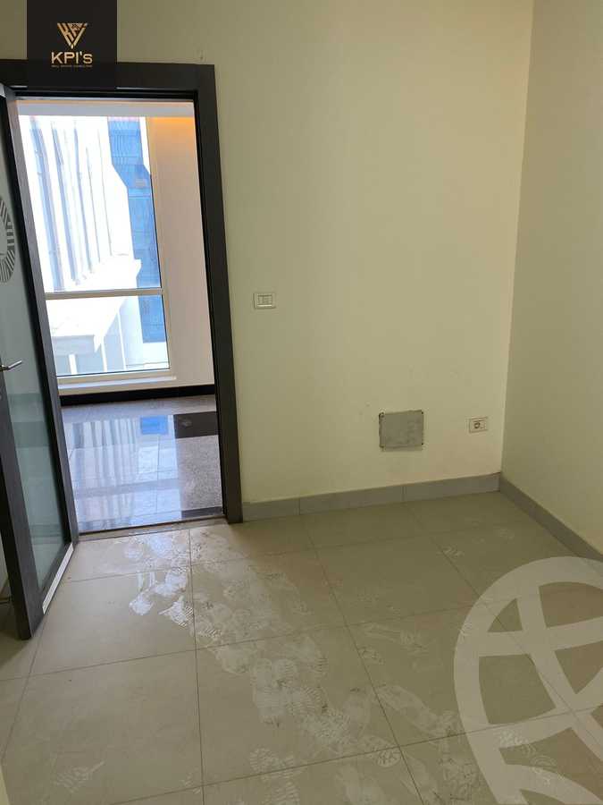 https://aqarmap.com.eg/en/listing/5436767-for-sale-cairo-new-cairo-compounds-lyjntry-mwl-ktlyst-llttwyr