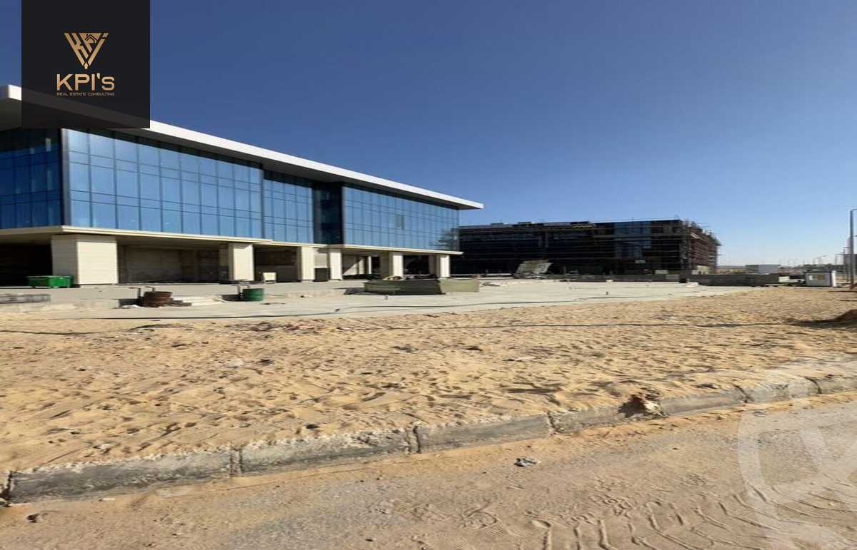 https://aqarmap.com.eg/en/listing/5455917-for-sale-cairo-new-cairo-compounds-golden-gate-redcon