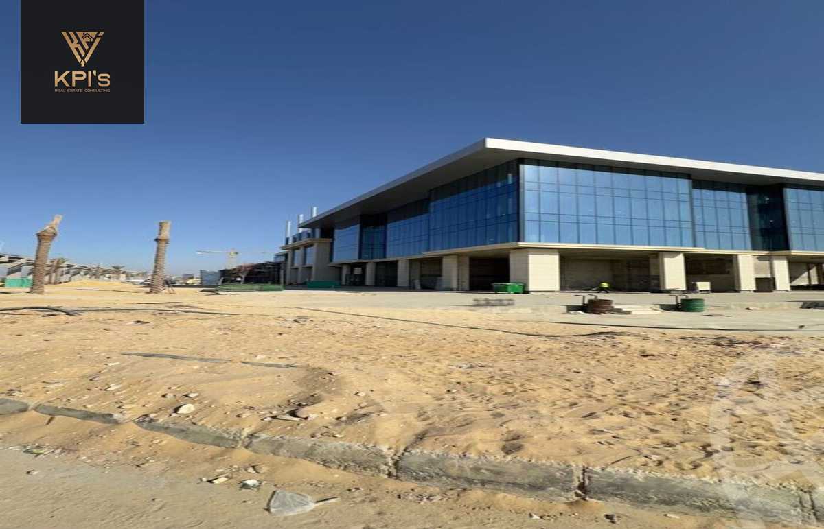 https://aqarmap.com.eg/en/listing/5501804-for-sale-cairo-new-cairo-compounds-golden-gate-redcon